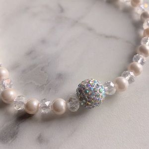 Pearl crystal necklace